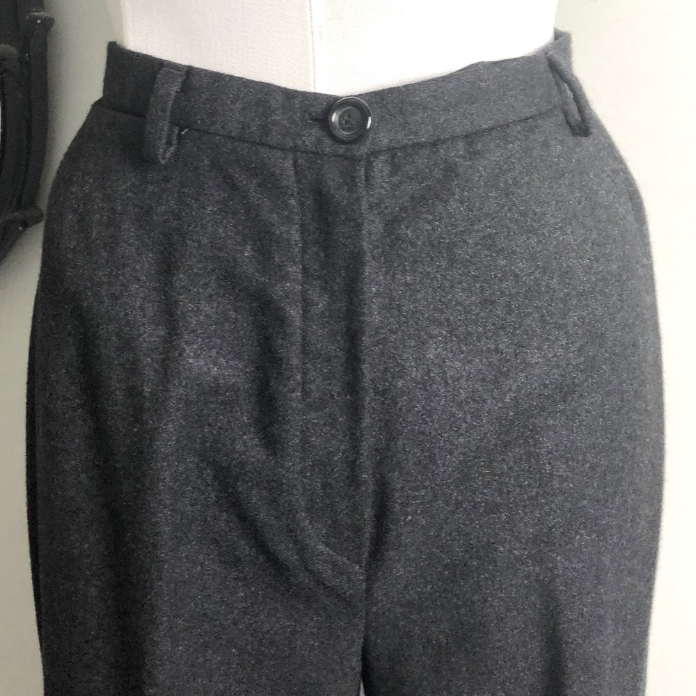 Akris 100% Cashmere Grey Suit, Vintage - Picture 9 of 14